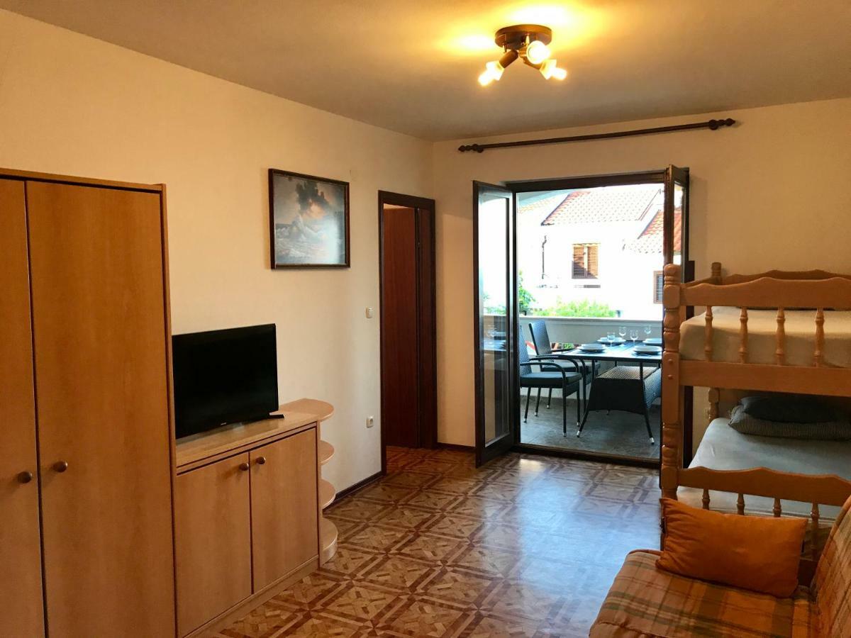 Apartmani Lisac Башка Экстерьер фото